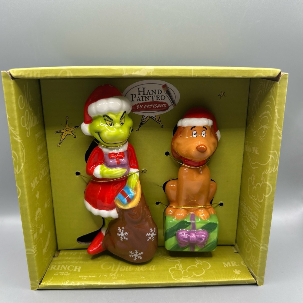 The Grinch Grinchmas And Max Salt And Pepper Shakers Set Christmas Holiday NEW